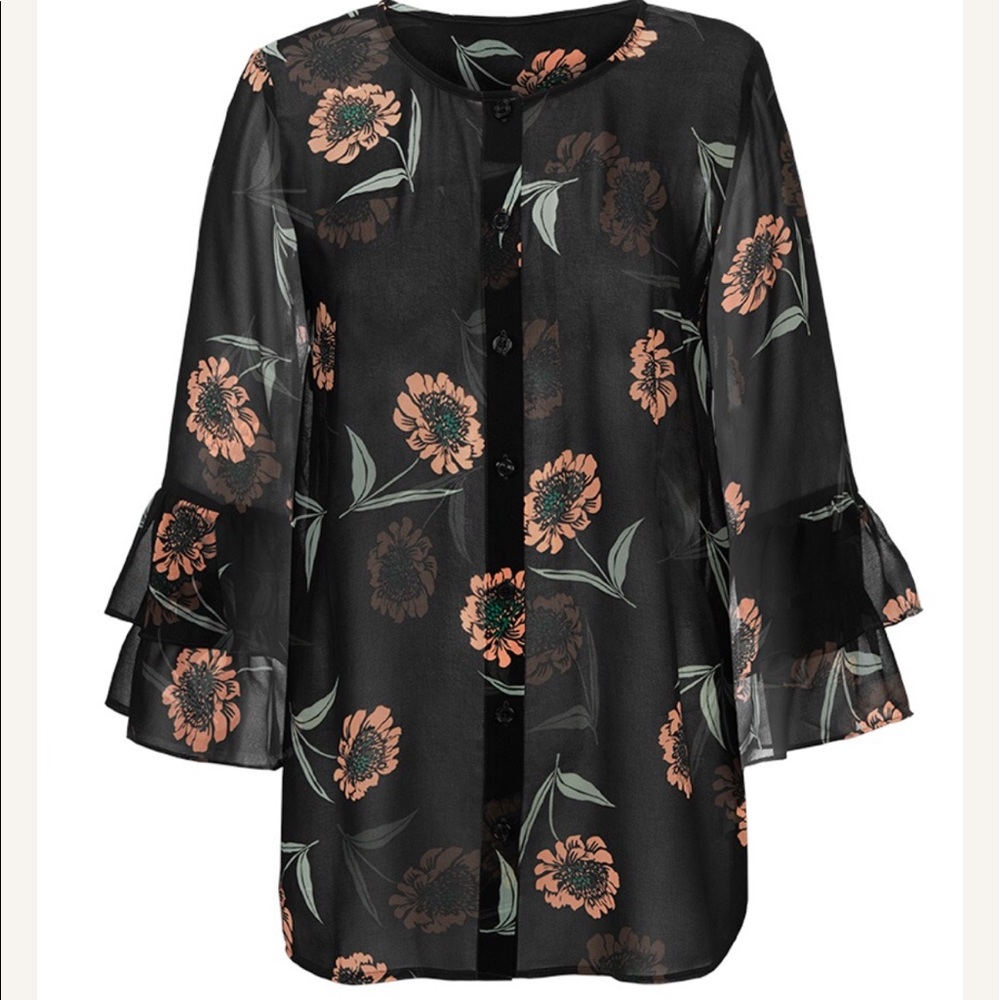 La di dah top. NWOT SIZE LARGE